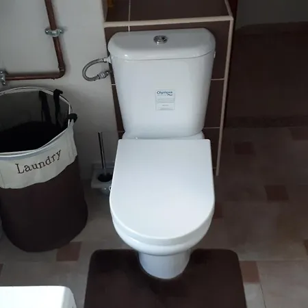 Our Way S With Two Aircos And Own Garage Apartman